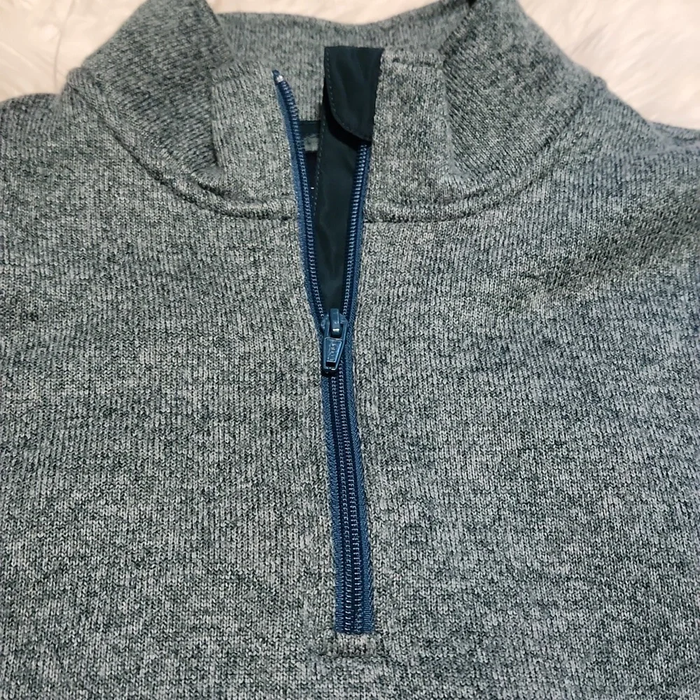 Men's J Crew half zip fleece pullover- medium